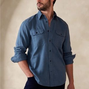 Banana Republic EXPEDITION FLANNEL SHIRT in Mountain Blue Size Medium